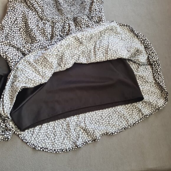 Streetwear Society Women Tie Sleeves Romper Size M Black w/ Star Print - Picture 8 of 12